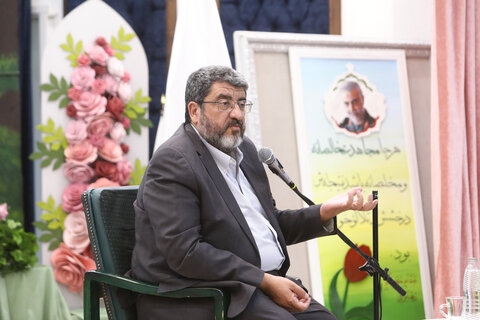 نشست تحلیلی تبیینی