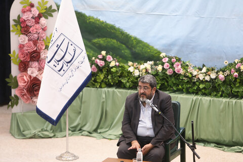 نشست تحلیلی تبیینی