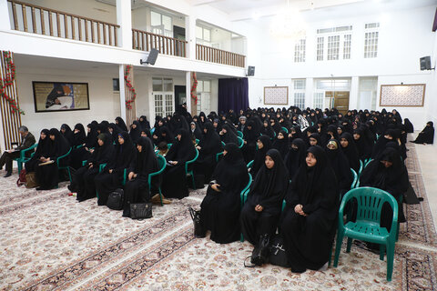 نشست تحلیلی تبیینی