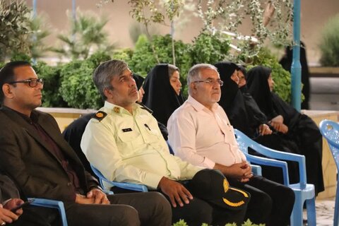 تصاویر/ تحلیل از۲۵۰بانوی قالیباف عتبات عالیات در بخش بهمن ابرکوه