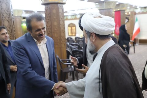 نشست اتحاد و همدلی با حضور فعالان فرهنگی، سیاسی و اجتماعی زاهدان