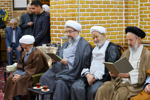 تصاویر | مجلس گرامیداشت رحلت متعلقه مکرمه آیت الله العظمی سیستانی در مسجد مولانا تبریز