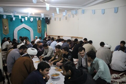 تصاویر/ هیئت هفتگی جوانان و نوجوانان حضرت قاسم بن الحسن (ع) حوزه علمیه مرند