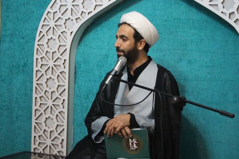 تصاویر/ هیئت هفتگی جوانان و نوجوانان حضرت قاسم بن الحسن (ع) حوزه علمیه مرند