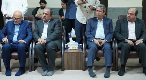 تصاویر/ دیدار وزیر راه و شهرسازی با امام جمعه بوشهر