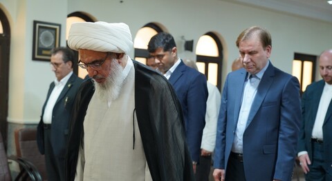 تصاویر/ دیدار وزیر راه و شهرسازی با امام جمعه بوشهر