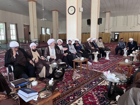 تصاویر/ نشست روحانیت شهرستان هادیشهر