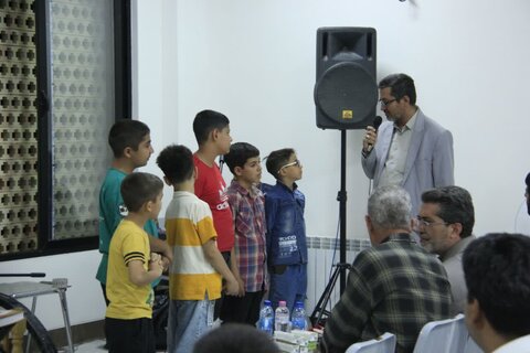 تصاویر/محفل قرآنی «رِجالٌ صَدَقوا» ویادبود شهدای اقتدار در شهرک خاتم‌الانبیاء(ص) کاشان