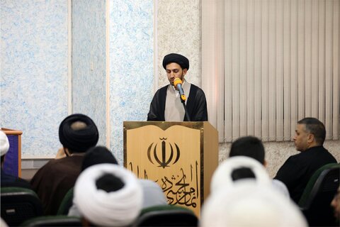 نشست دبیر شورای عالی حوزه‌های علمیه با استعدادهای برتر حوزوی