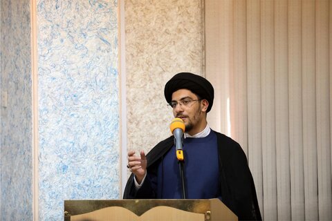 نشست دبیر شورای عالی حوزه‌های علمیه با استعدادهای برتر حوزوی