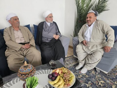 تصاویر/ دیدار نماینده ولی فقیه در کردستان با ماموستایان شهرستان سقز