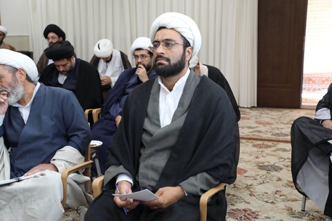 تصاویر/ پایان روز اول دوره دو روزه دانش افزایی فلسفه دروس ویژه اساتید حوزه علمیه استان یزد