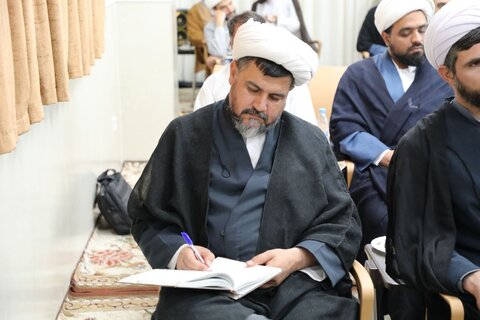 تصاویر/ پایان روز اول دوره دو روزه دانش افزایی فلسفه دروس ویژه اساتید حوزه علمیه استان یزد