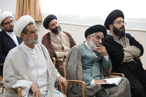 تصاویر/ پایان روز اول دوره دو روزه دانش افزایی فلسفه دروس ویژه اساتید حوزه علمیه استان یزد