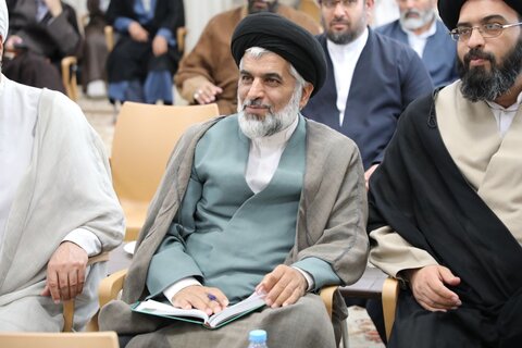 تصاویر/ پایان روز اول دوره دو روزه دانش افزایی فلسفه دروس ویژه اساتید حوزه علمیه استان یزد