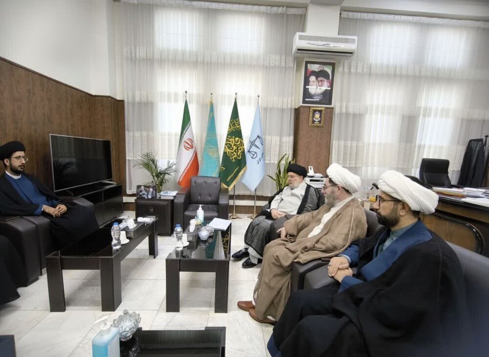 اعلام آمادگی دادگستری قم بر همکاری با مرکز تخصصی حقوق و قضای امام حسین(ع) شیراز