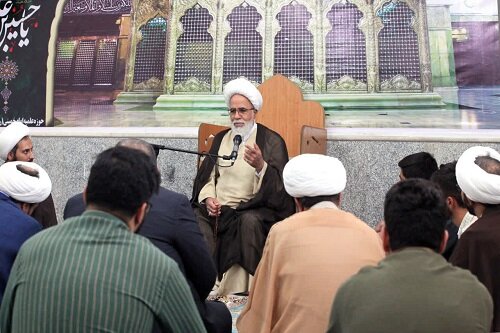 طلبگی، مسیری تحت مدیریت حضرت ولی‌عصر(عج) است