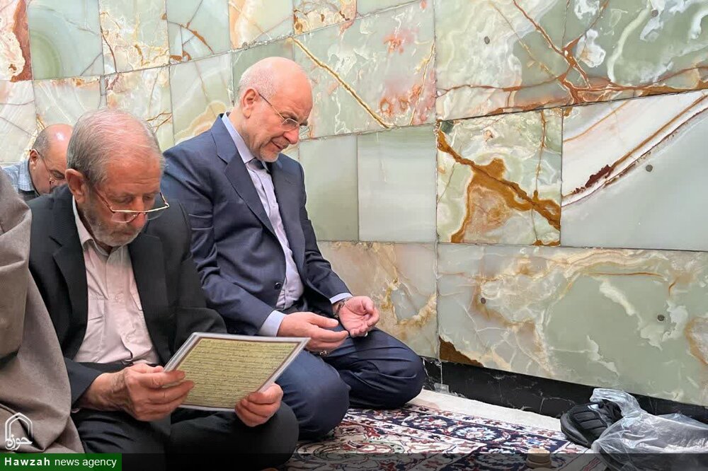 تشرف رئیس مجلس شورای اسلامی به حرم حضرت فاطمه معصومه (س)