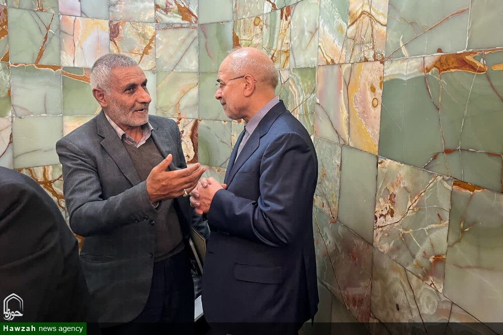 تشرف رئیس مجلس شورای اسلامی به حرم حضرت فاطمه معصومه (س)