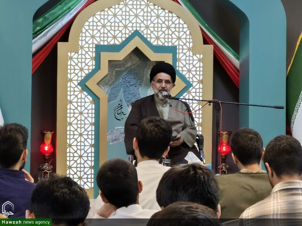 غفلت از بصیرت و دشمن‌شناسی، امت اسلامی را در برابر فتنه‌های جهانی آسیب‌پذیر می‌کند