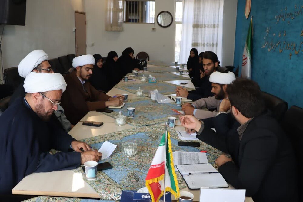 مربیان طرح امین اشکذر وارد میدان تبلیغ و پرورش مدارس شوند