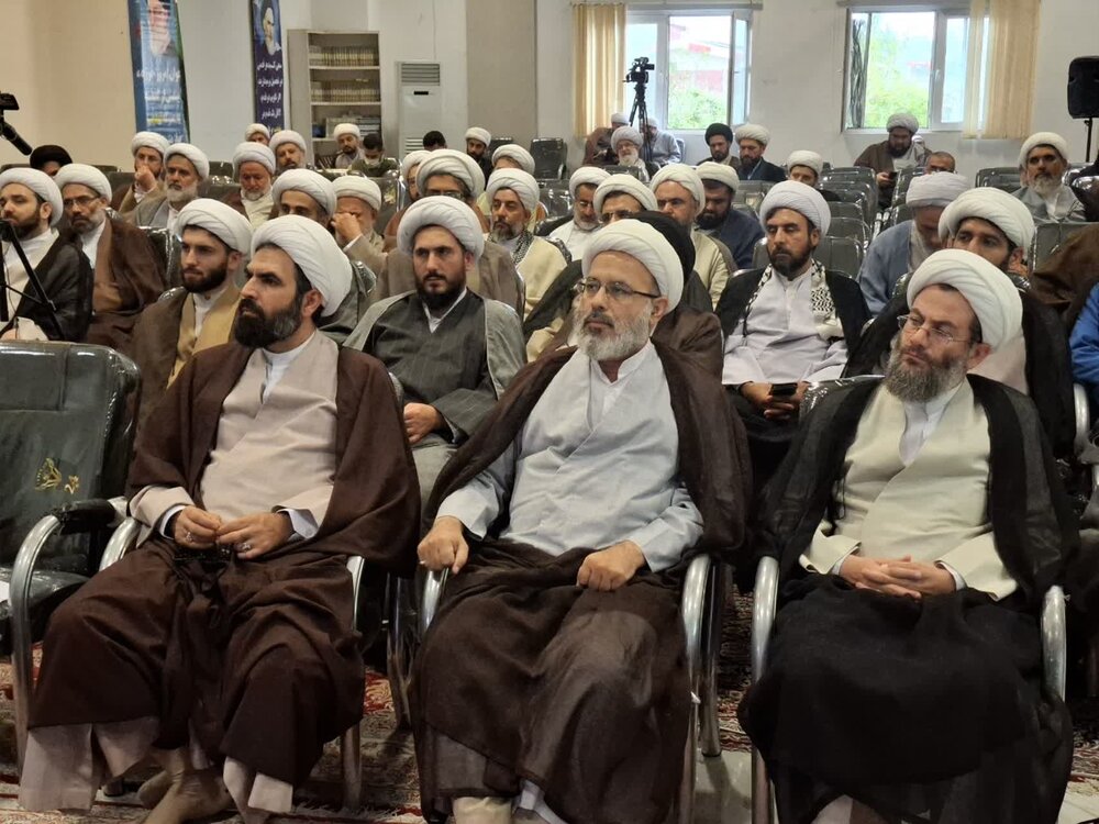 دوره دانش افزایی و میثاق استانی حوزه‌ علمیه گیلان برگزار شد