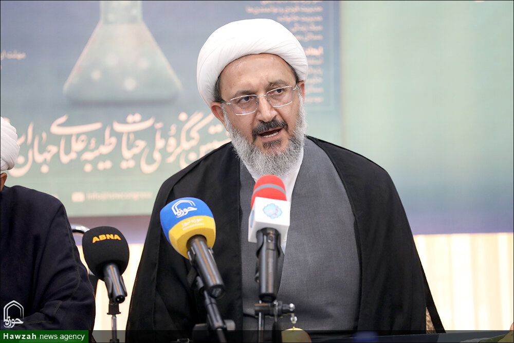 برگزاری کنگره ملی حیات طیبه علمای جهان اسلام در قم برگزاری کنگره ملی حیات طیبه علمای جهان اسلام در قم