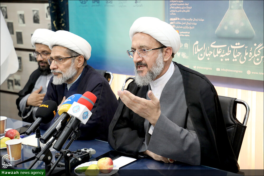 برگزاری کنگره ملی حیات طیبه علمای جهان اسلام در قم برگزاری کنگره ملی حیات طیبه علمای جهان اسلام در قم