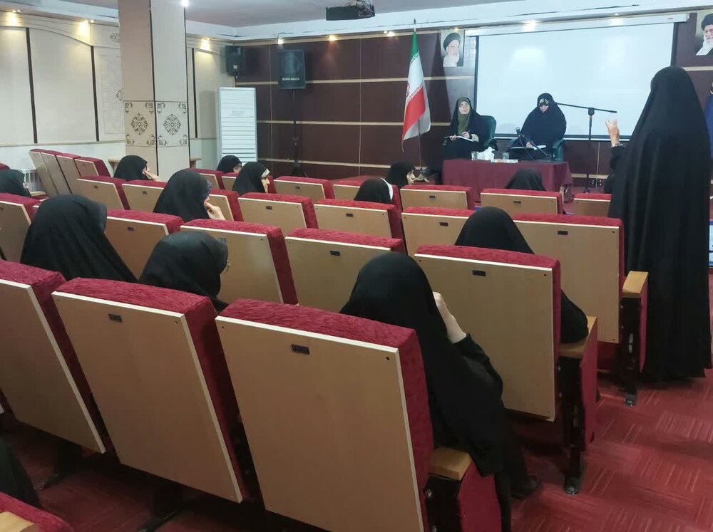 لزوم آسیب شناسی و بازنگری در روند تدوین پایان‌نامه و رساله طلاب سطوح عالی