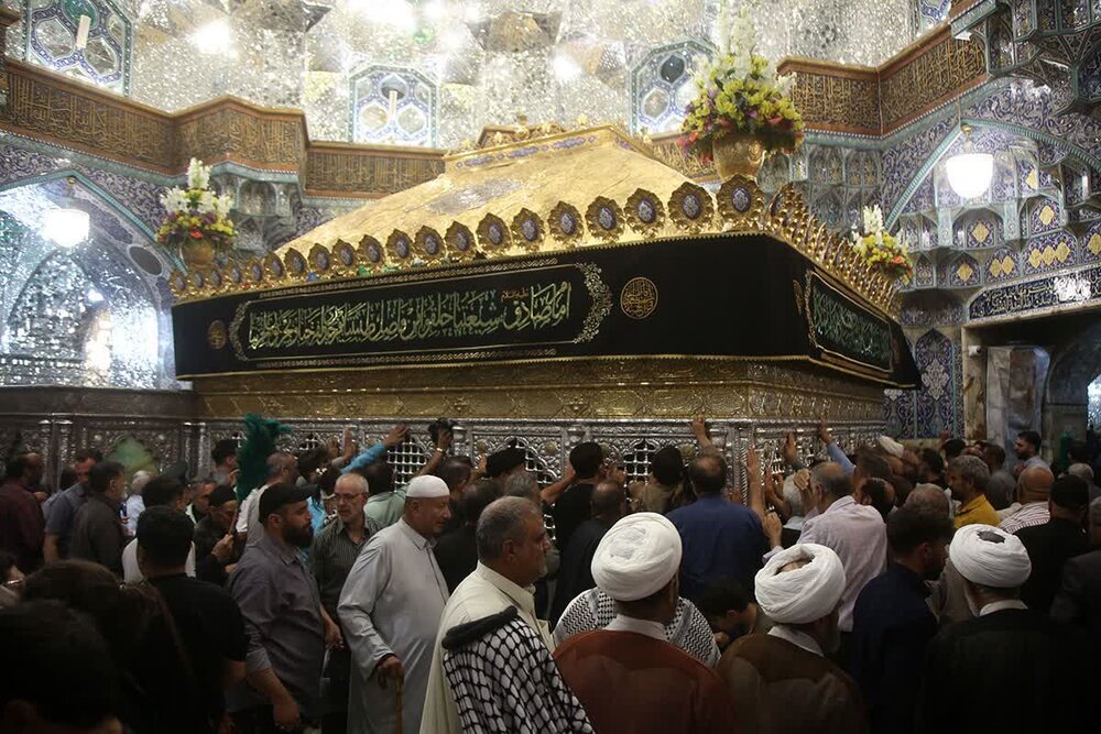 جایگاه حضرت معصومه(س) در روایات / تبدیل قم به مرکز علم و تشیع؛معجزه بانوی کرامت