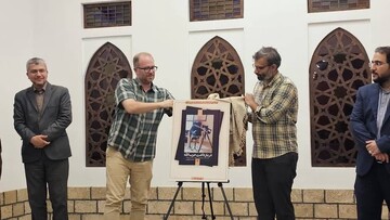 کتاب «در بازداشت حزب‌الله» در بوشهر رونمایی شد