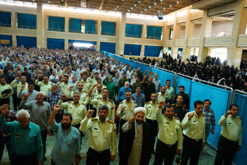 تصاویر/  اعلام انزجار از رژیم جعلی صهیونی در نماز جمعه میبد