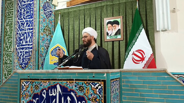 هشدار امام جمعه اهر درباره پخش هدفمند سریال‌های ماهواره‌ای برای تخریب بنیان خانواده