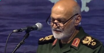 جهاد و مبارزه در اسلام مسیری دائمی و همیشگی است/ دفاع مقدس قله مجاهدت ملت ایران و نماد حماسه‌سازی خراسانیان