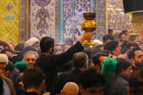 تصاویر/ مراسم سوگواری زائران حرم حضرت فاطمه معصومه سلام الله علیها در شب رحلت بانوی کرامت