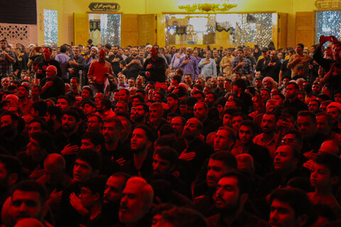 تصاویر/ مراسم سوگواری زائران حرم حضرت فاطمه معصومه سلام الله علیها در شب رحلت بانوی کرامت