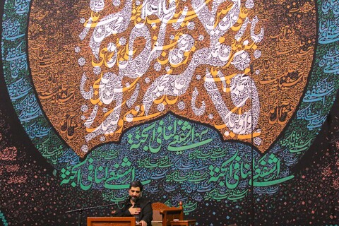 تصاویر/ مراسم سوگواری زائران حرم حضرت فاطمه معصومه سلام الله علیها در شب رحلت بانوی کرامت