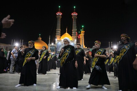 تصاویر/ حال و هوای حرم حضرت معصومه (س) در شب وفات ایشان