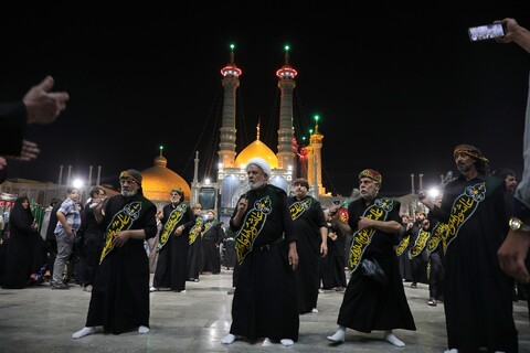 تصاویر/ حال و هوای حرم حضرت معصومه (س) در شب وفات ایشان