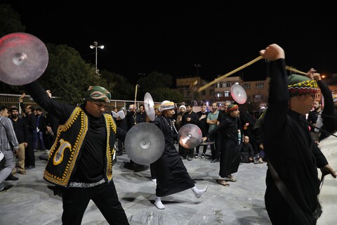 تصاویر/ حال و هوای حرم حضرت معصومه (س) در شب وفات ایشان