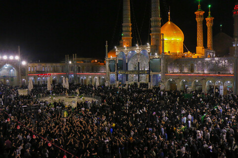 تصاویر/  حال و هوای حرم کریمه اهل بیت (ع) در شب وفات حضرت فاطمه معصومه "س"