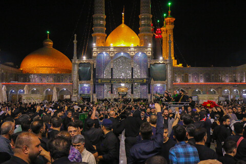 تصاویر/  حال و هوای حرم کریمه اهل بیت (ع) در شب وفات حضرت فاطمه معصومه "س"