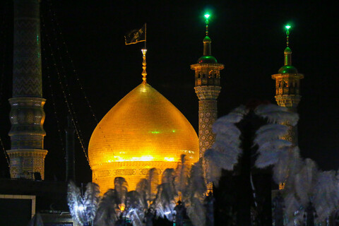 تصاویر/ حال و هوای حرم کریمه اهل بیت (ع) در شب وفات حضرت فاطمه معصومه "س"