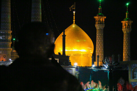 تصاویر/ حال و هوای حرم کریمه اهل بیت (ع) در شب وفات حضرت فاطمه معصومه "س"