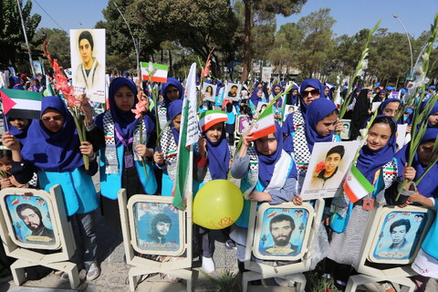 تصاویر /افتتاحیه معنوی سی‌و‌هفتمین جشنواره بین‌المللی فیلم‌های کودکان و نوجوانان اصفهان