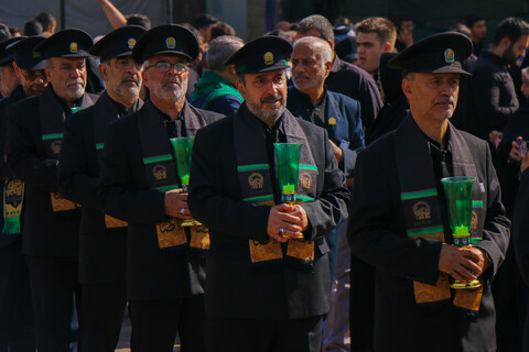 تصاویر/ دسته عزای خادمان و زائران حرم بانوی کرامت در سالروز رحلت حضرت معصومه سلام الله علیها