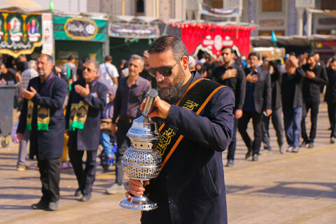 تصاویر/ دسته عزای خادمان و زائران حرم بانوی کرامت در سالروز رحلت حضرت معصومه سلام الله علیها