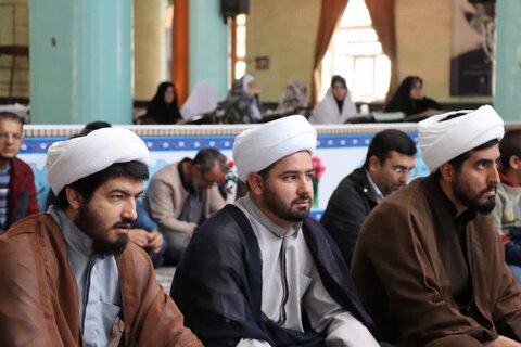 تصاویر/ اقامه نماز جمعه تکاب