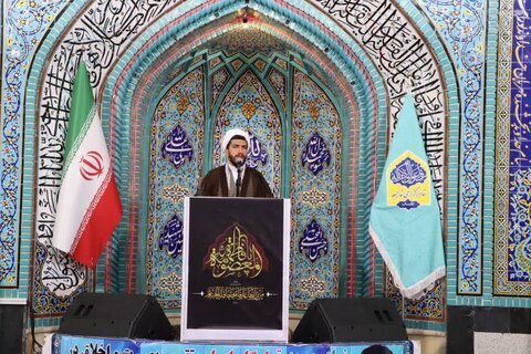 تصاویر/ اقامه نماز جمعه تکاب