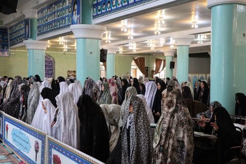 تصاویر/ اقامه نماز جمعه تکاب